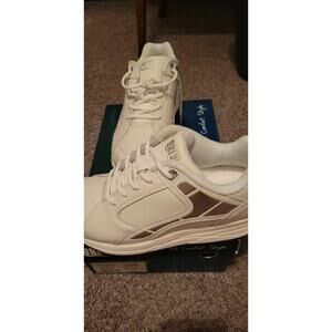 Drew 9 WW White Calf Motion Shoes